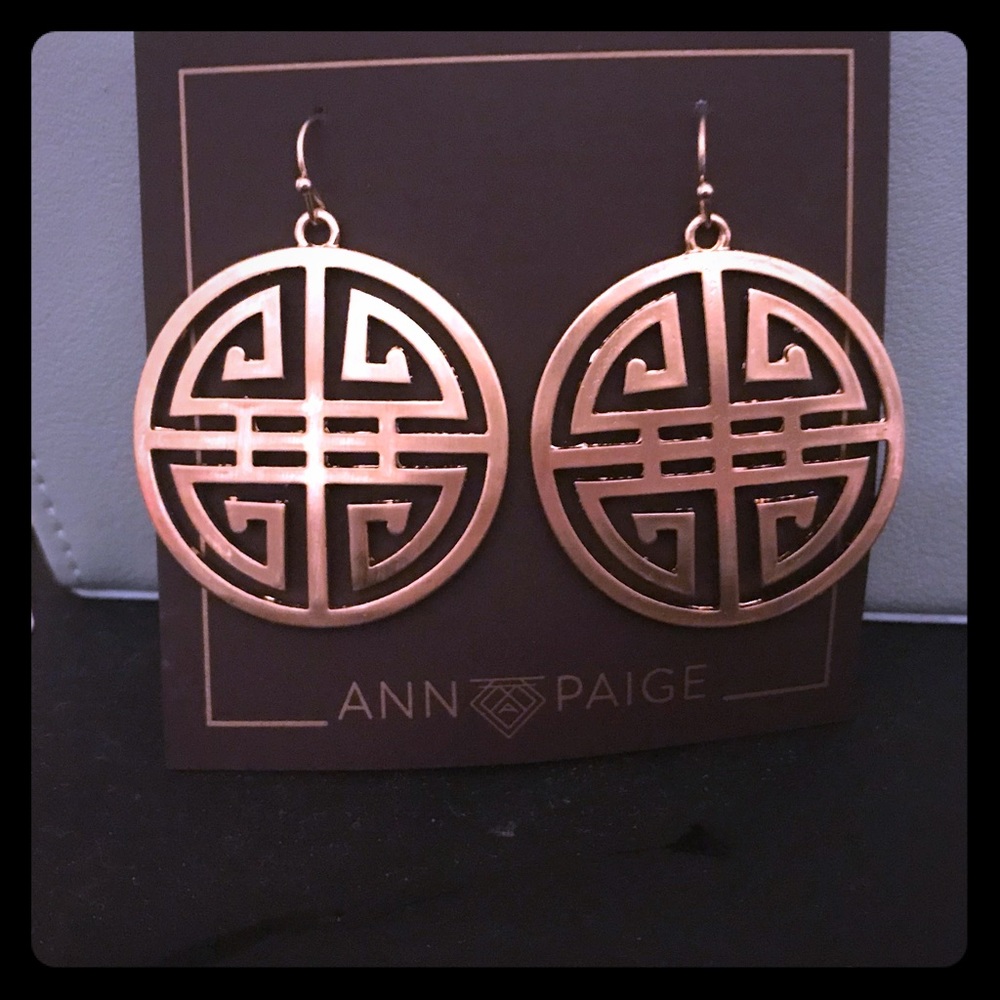 NWT Ann Paige Gold Earrings